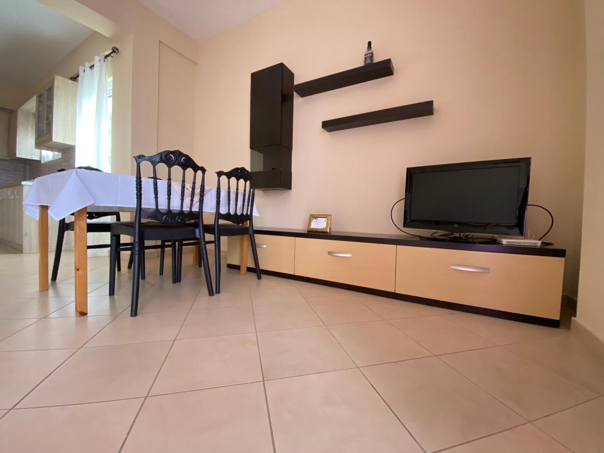 L.T. Apartment 5Th Street Sarande Exterior photo