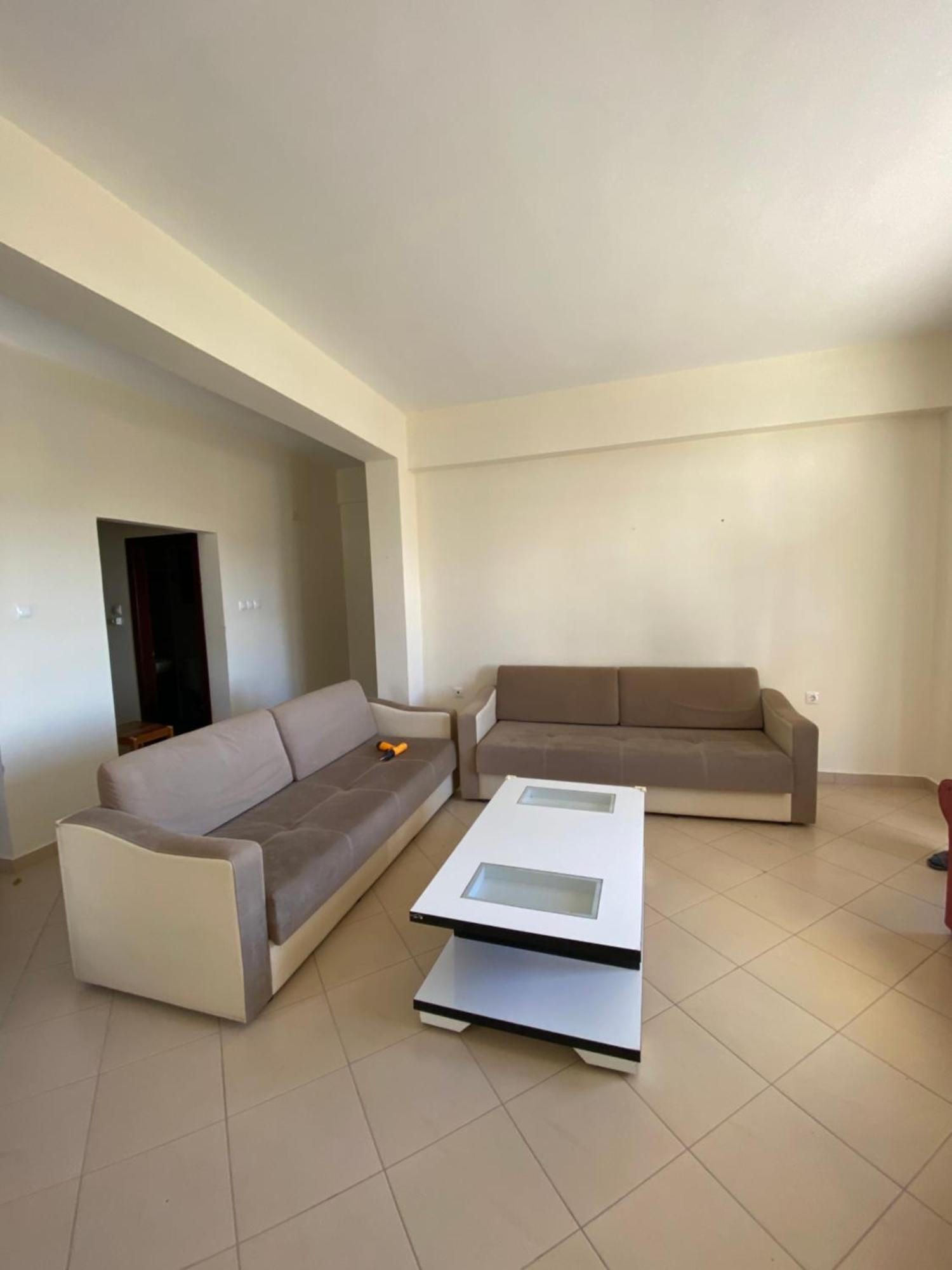 L.T. Apartment 5Th Street Sarande Exterior photo